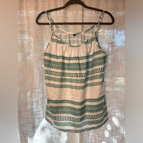 Green and White Lightweight Geometric Striped Tank Top. - Picture 5 of 10